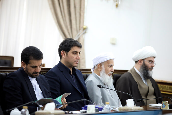 عارف: خشونت و افراطگرایی هیچ جایگاهی در اسلام و نظام جمهوری اسلامی ایران ندارد