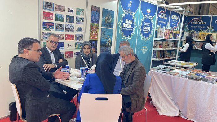 دعوت از ترکیه به عنوان مهمان ویژه نمایشگاه کتاب دیر انجام شد/ توجه به ظرفیتهای منطقهای