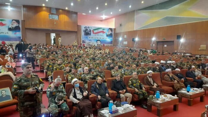 عضو خبرگان: سستی برای حضور در نمازهای جمعه و جماعات قابل قبول نیست