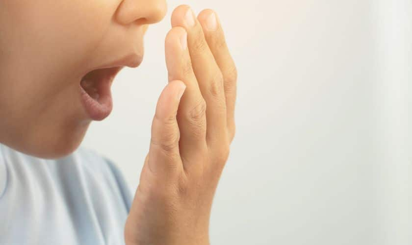 بوی بد دهان؛ هشداری که نباید نادیده گرفت