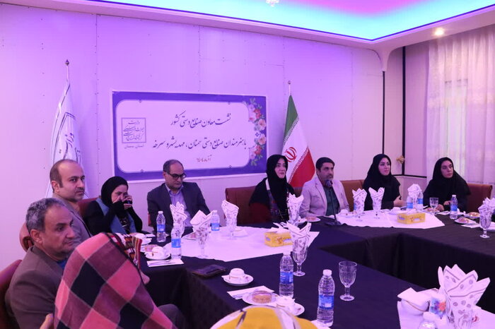 معاون وزیر: تولید صنایع دستی از حالت سنتی و فردی باید اقتصادی و تشکل‌محور شود