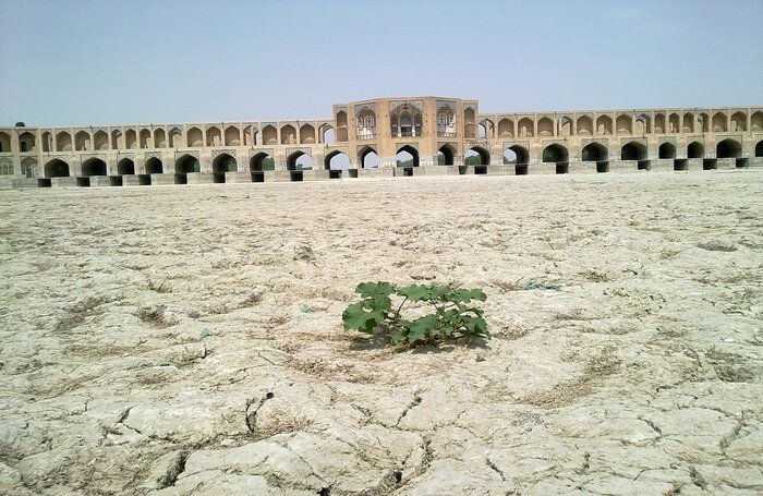 احیای گاوخونی، پیششرط مهار فرونشست و ریزگردها در اصفهان