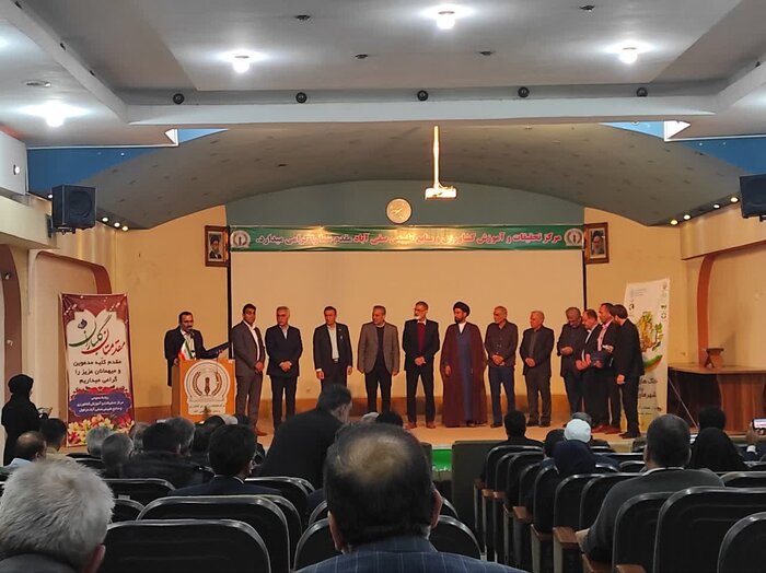 اصالت و سلامت بذر تولیدی خوزستان به طور مستمر ارزیابی می‌شود