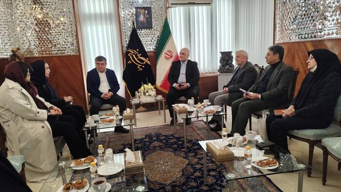 همکاری‌های ایران و ازبکستان مانع تحریف تاریخ می‌شود/ پیشنهاد ساخت فیلم درباره ابن‌سینا