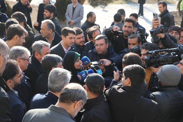 وزیر راه و شهرسازی: ۲ هزار واحد مسکونی در اردبیل تحویل متقاضیان میشود