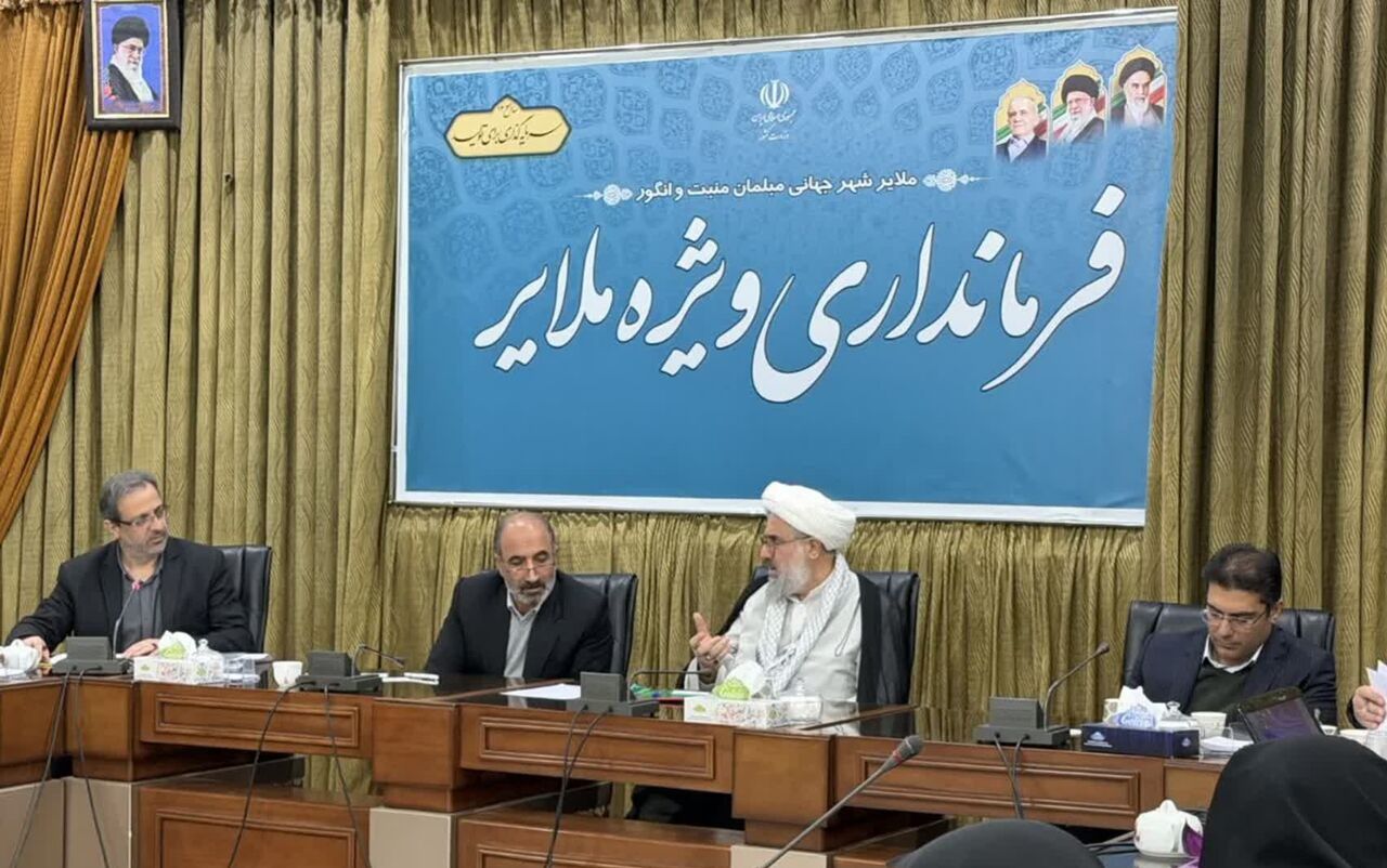 تأکید امام جمعه ملایر بر تجلیل از بانوان موفق و الگو