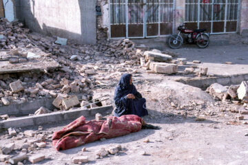 پوران؛ زائر زیارتگاه عشق و نگهبان خاطرهها