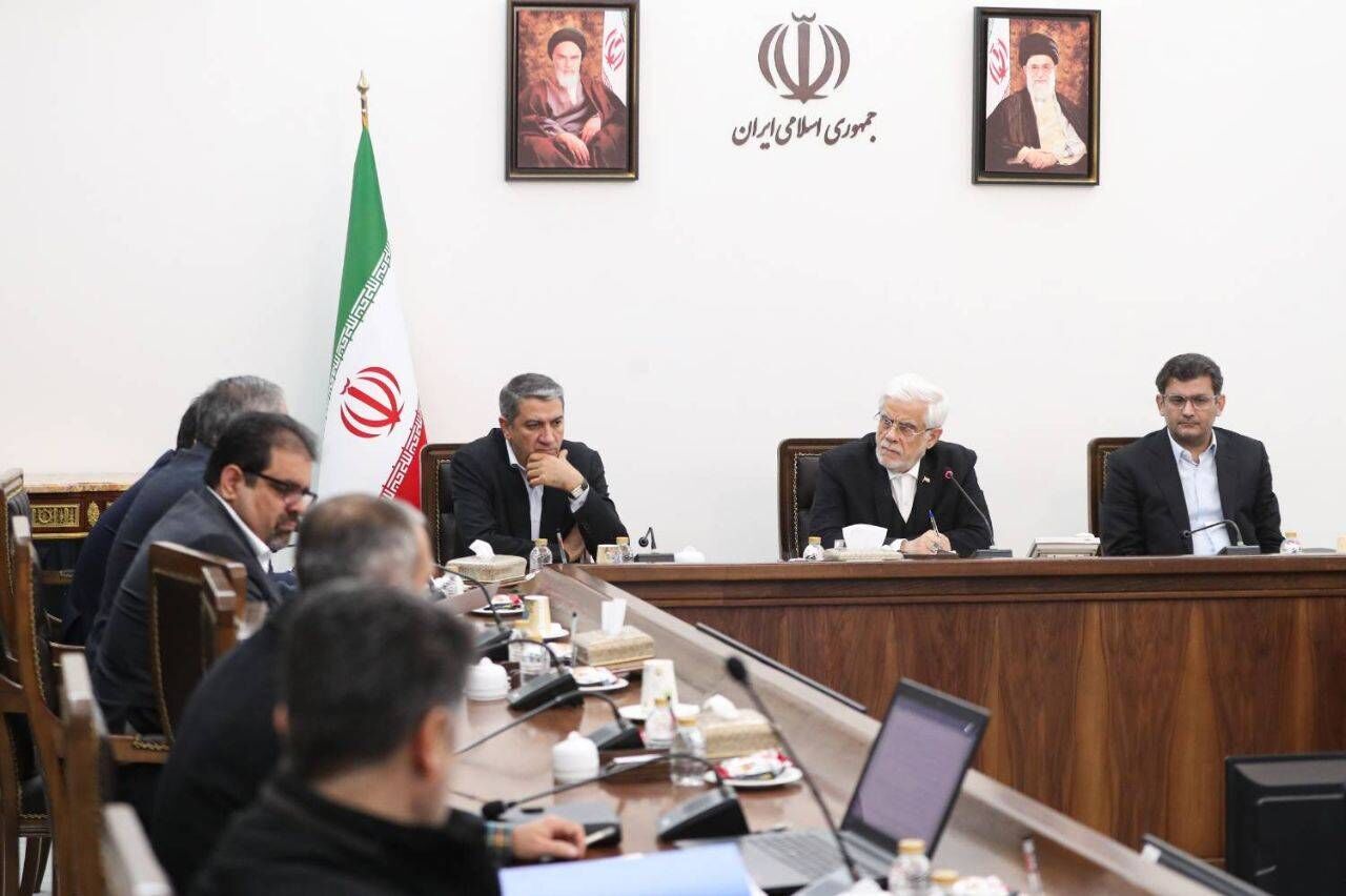 عارف: ايران ستتحول مع توسيع تجارة الطاقة، الى مركز للتبادل الاقليمي للطاقة عارف: ايران ستتحول مع توسيع تجارة الطاقة، الى مركز للتبادل الاقليمي للطاقة