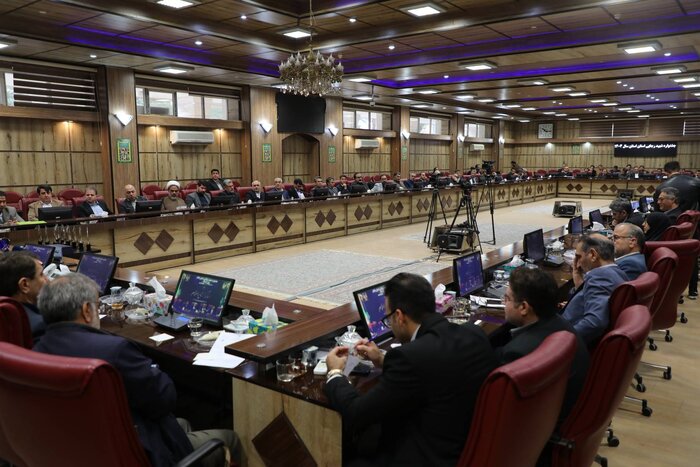 استاندار ایلام: رضایت مردم ترازوی سنجش و ماندگاری مدیران است
