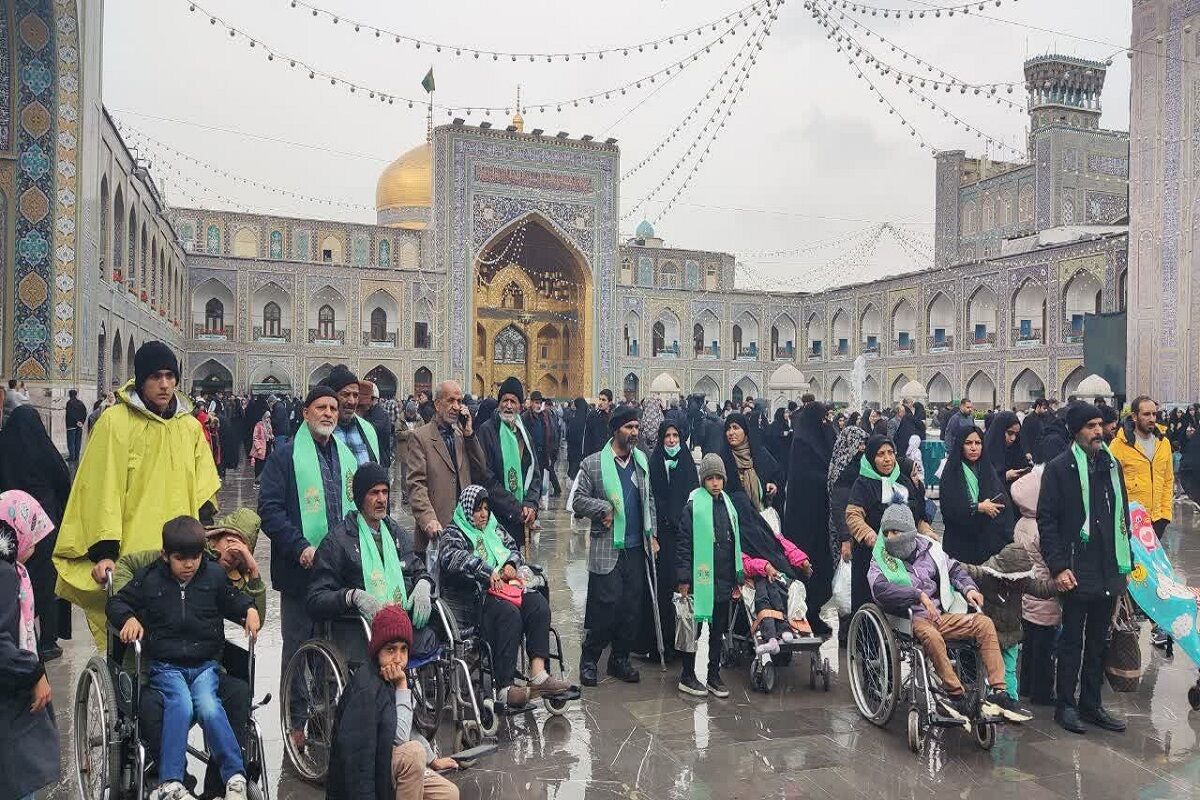 تسهیل زیارت حرم امام رضا(ع) برای محرومان خراسان جنوبی با اعزام سالانه ۸۰۰ زائر تسهیل زیارت حرم امام رضا(ع) برای محرومان خراسان جنوبی با اعزام سالانه ۸۰۰ زائر