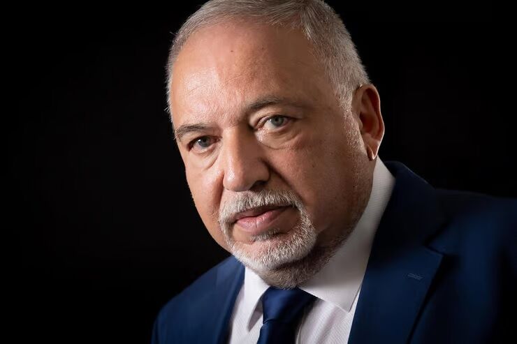 توصیه وزیر جنگ اسبق اسرائیل به نتانیاهو: اسرائیل نباید وارد مرحله دوم آتش‌بش شود