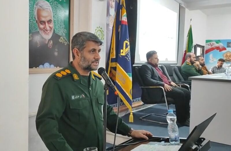 نخبگان بسیجی آماده همکاری با دولت برای حل مشکلات کشور است