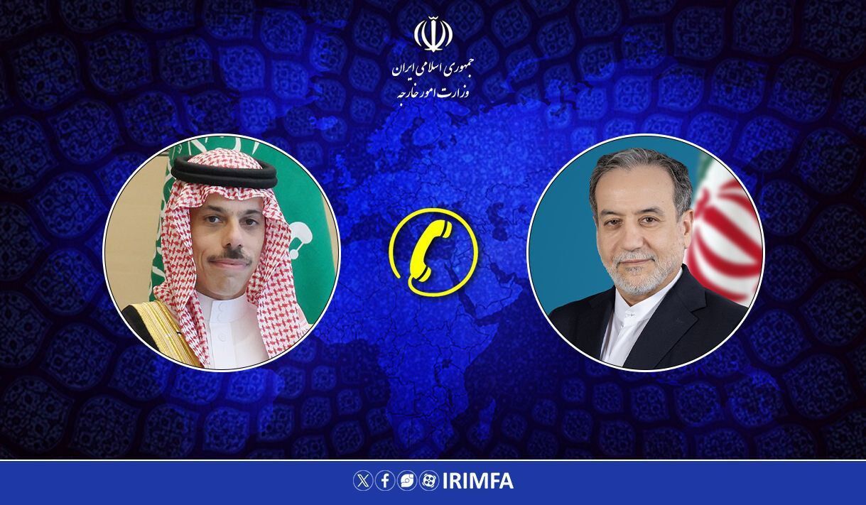 تماس تلفنی وزیر امور خارجه جمهوری اسلامی ایران و همتای عربستانی تماس تلفنی وزیر امور خارجه جمهوری اسلامی ایران و همتای عربستانی