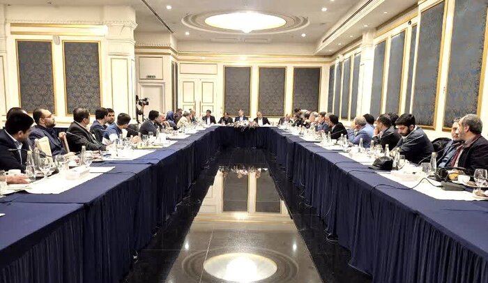 عزم استان برای تحقق کامل حقوق دولتی معادن به بافق تا لزوم بهرهگیری از ظرفیت مدیران بومی