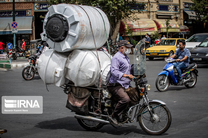 موتورسیکلت‌ها تهران را می‌بلعند