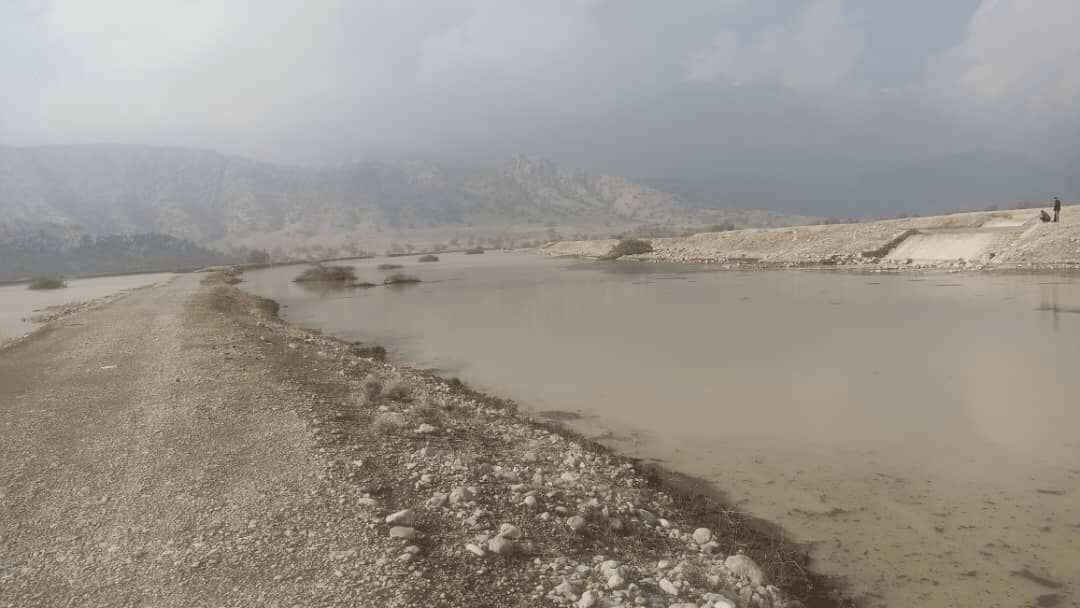 سد "تنگ تیز" باشت سرریز شد+فیلم