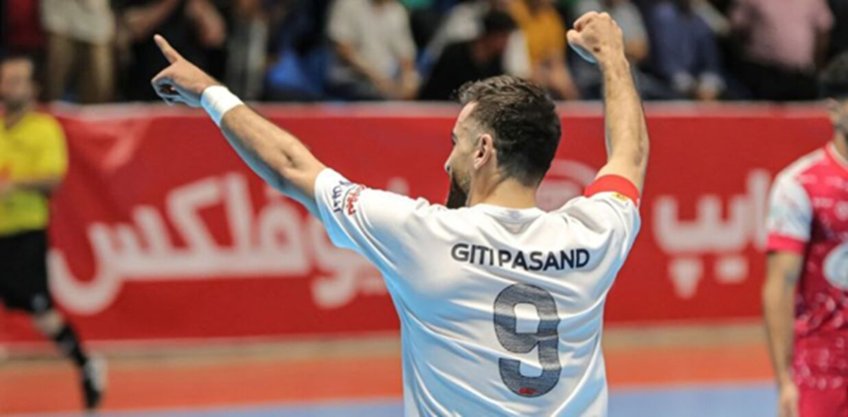 گیتی پسند - گهر زمین؛ جدالی برای تثبیت قهرمانی