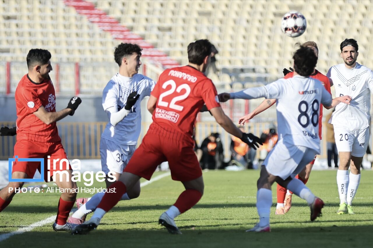 تراکتور و ملوان به جایگاه سوم نرسیدند