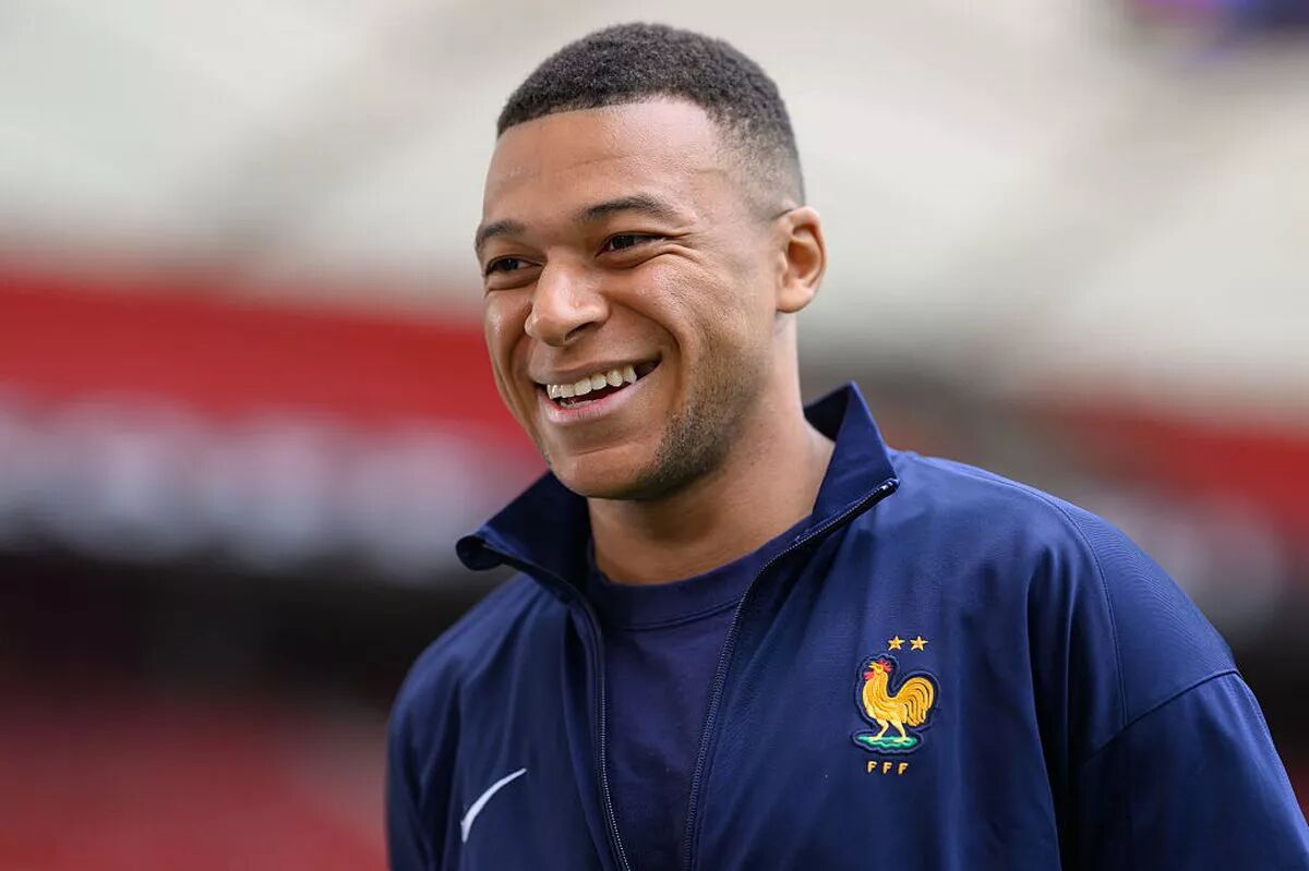 پاداش دردسرساز امباپه؛ افسر امنیتی تیم ملی فرانسه نقرهداغ شد