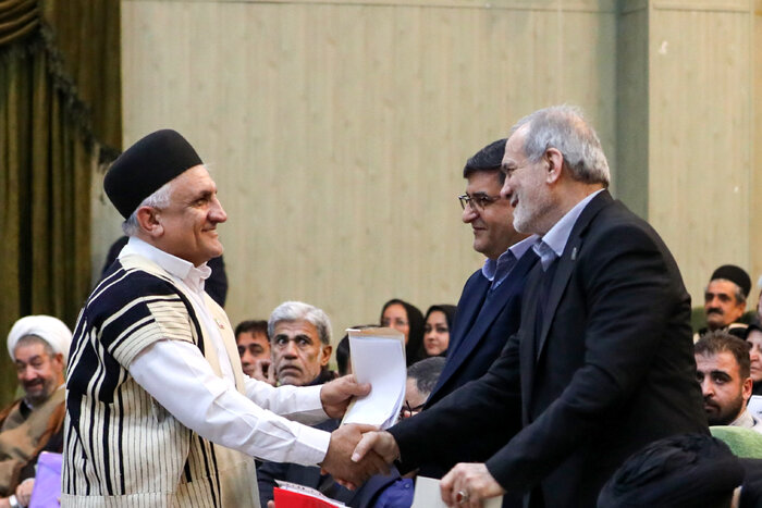 مطالبات صریح فعالان فرهنگی، علمی، هنری و اجتماعی چهارمحال و بختیاری از رییسجمهور