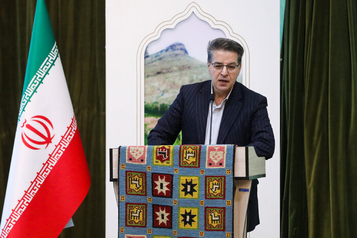 مطالبات صریح فعالان فرهنگی، علمی، هنری و اجتماعی چهارمحال و بختیاری از رییسجمهور