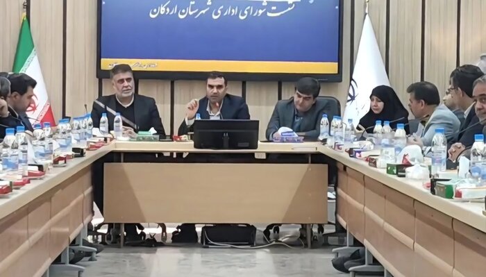 نماینده اردکان در مجلس: اصلاح نظام پرداخت حقوق، نیازمند همراهی جامعه با دولت است