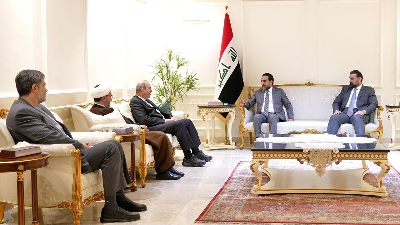 السفير الايراني يبحث مع رئيس مجلس النواب العراقي العلاقات الثنائية بين البلدين