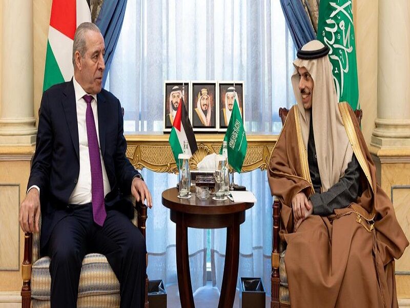 تحولات فلسطين محور رايزني بن فرحان با معاون محمود عباس در رياض تحولات فلسطين محور رايزني بن فرحان با معاون محمود عباس در رياض