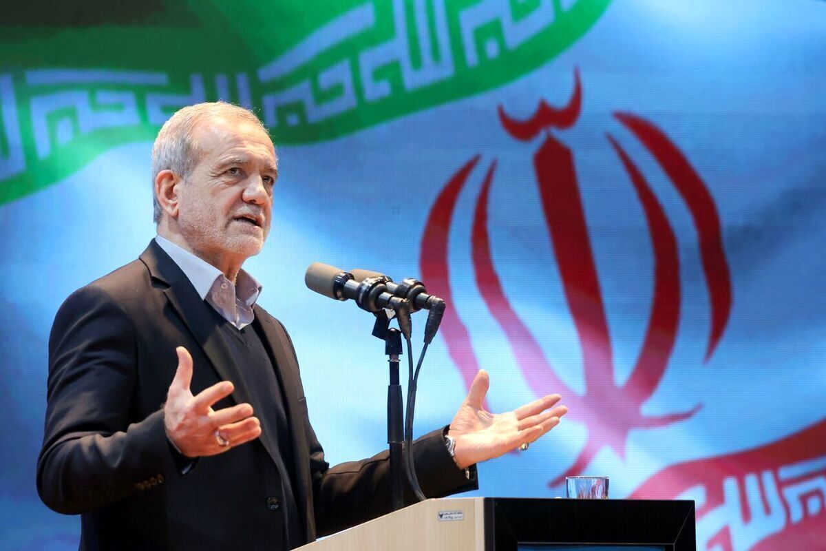 پزشکیان:راه شهید سلیمانی و سرداران مقاومت را با قدرت ادامه خواهیم داد/ آماده شهادتیم پزشکیان:راه شهید سلیمانی و سرداران مقاومت را با قدرت ادامه خواهیم داد/ آماده شهادتیم