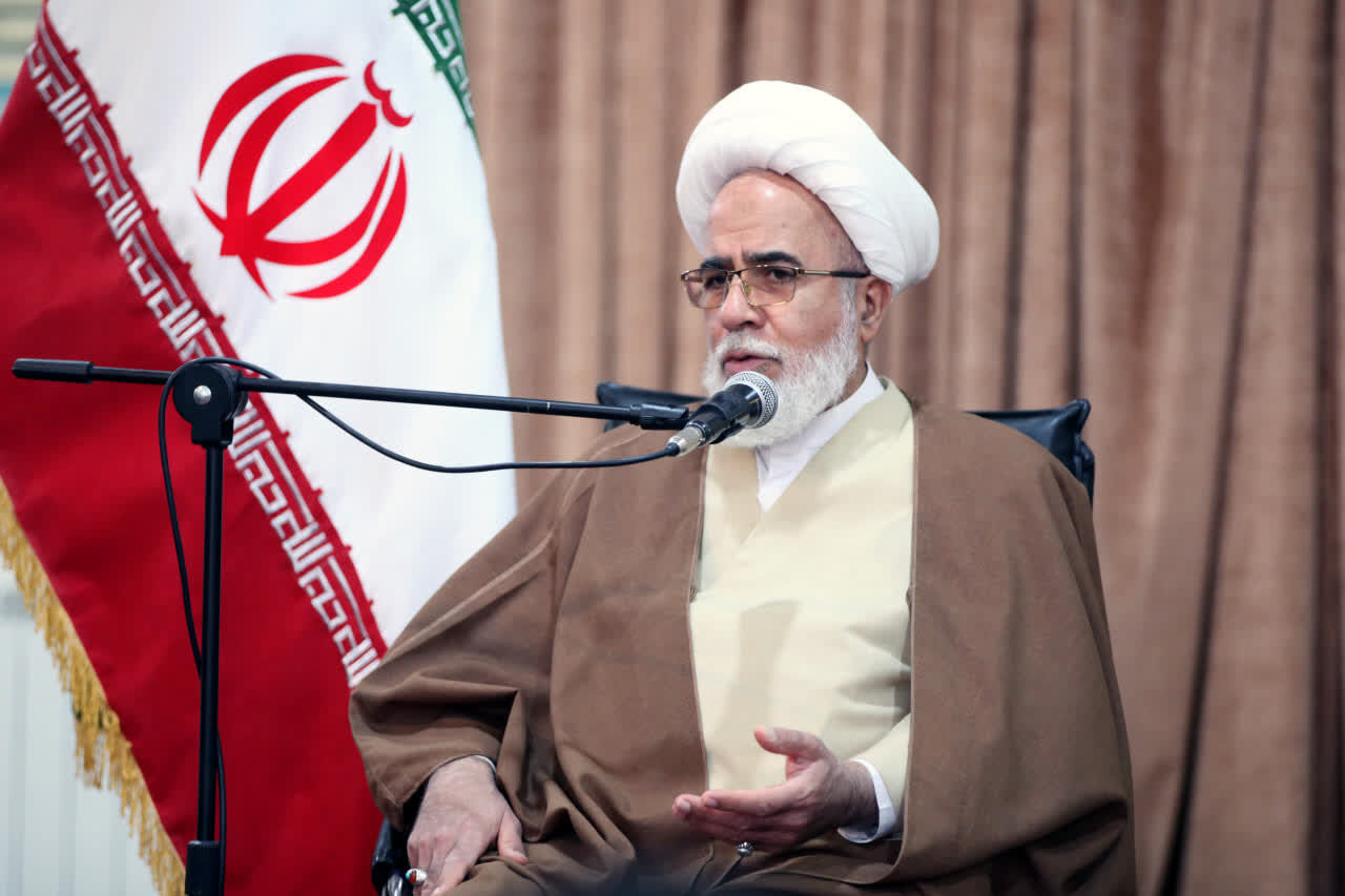 نماینده ولی‌فقیه در کرمانشاه: افق پیش‌روی استان روشن است