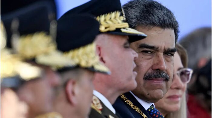 ونزوئلا زیر آتش آمریکا؛ مکرون زیر تیغ انتقادات داخلی