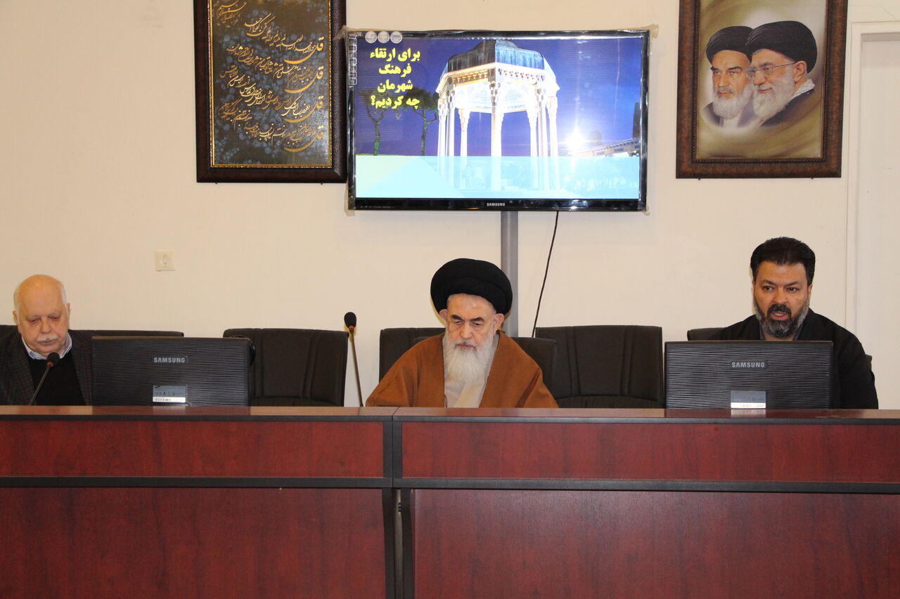 آیت‌الله دستغیب: شهرسازی بدون فرهنگ‌، آبادی بی‌روح است