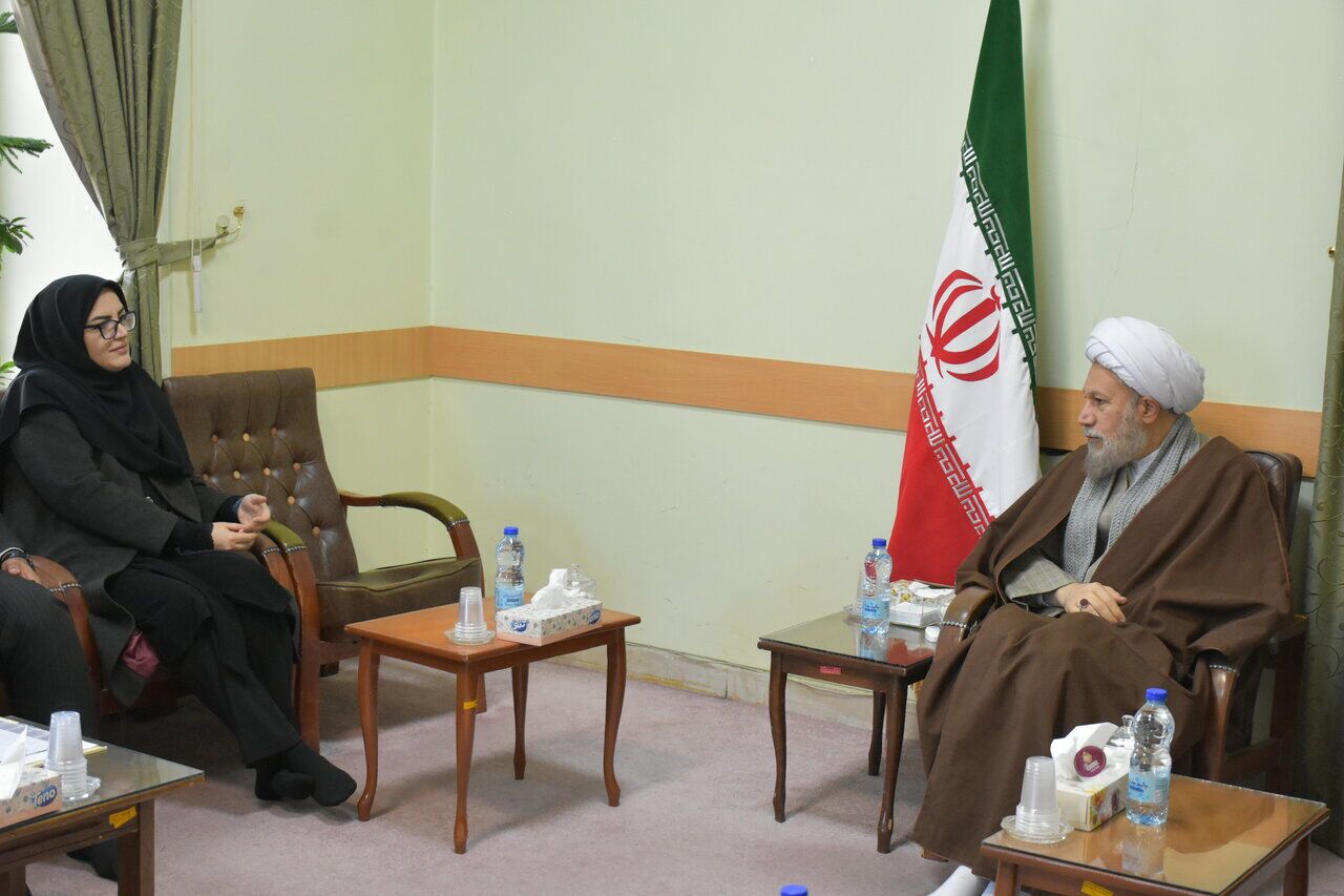 ارائه خدمات کتاب محور در ۴۲۲۰ نقطه کشور؛ توسعه کتابخانه‌های سیار در دستور کار