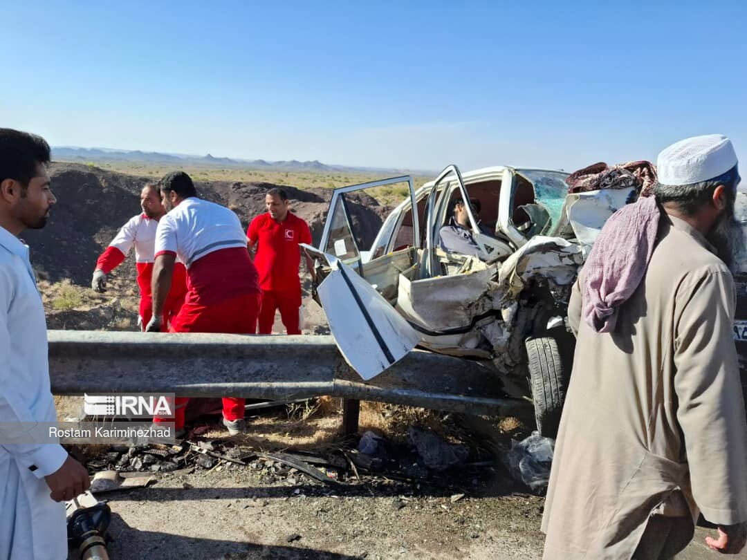 ۴ نفر در تصادف جاده بستک به لار در هرمزگان جان باختند