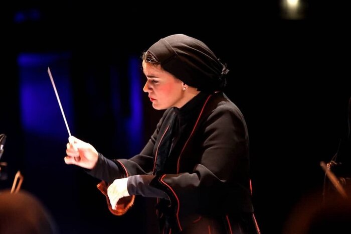 رهبر ارکستر: «ناقوس زمان» موسیقی کلاسیک و تصویر را با رهبری متفاوت روایت میکند