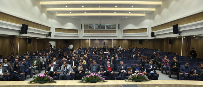 توسعه کرمان در انتظار گفتمان یکپارچه و نیروی انسانی توانمند