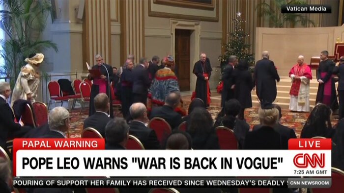 پاپ نسبت به باب شدن جنگ در جهان هشدار داد