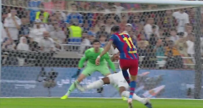 الکلاسیکوی جنونآمیز با طعم برزیلی؛ قهرمانی بارسلونا با عبور از رئال در جده