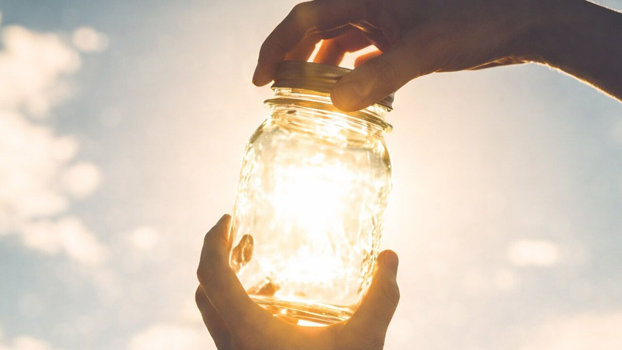 ذخیره نور خورشید در بطری برای تولید هیدروژن در شب ذخیره نور خورشید در بطری برای تولید هیدروژن در شب