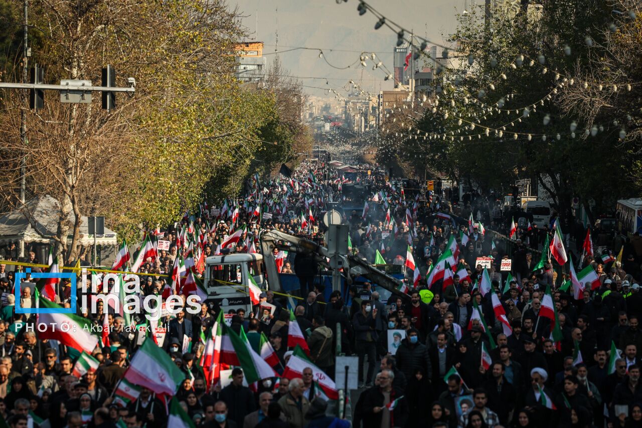 زنان همراه جمهوری اسلامی؛ خروش ایران در مقابل دشمنان