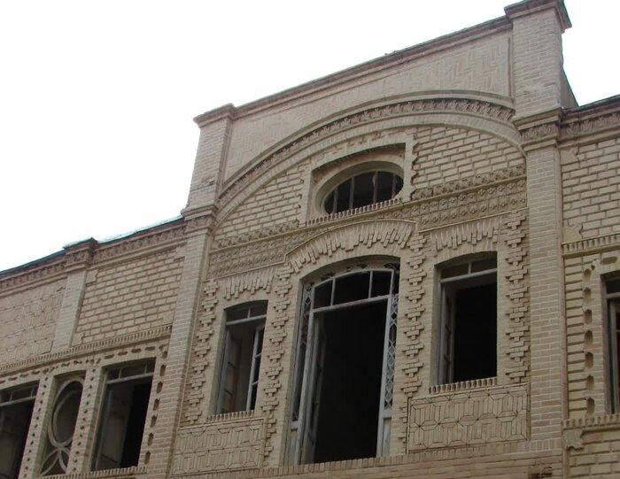 خروج «عمارت منصوری» ملایر از بن بست بلاتکلیفی
