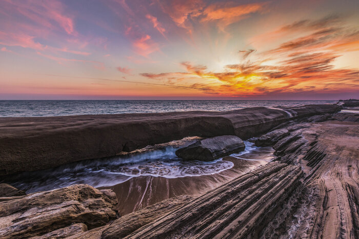 «ساحل دستیر»؛ رد پای زمان در جنوب ایران