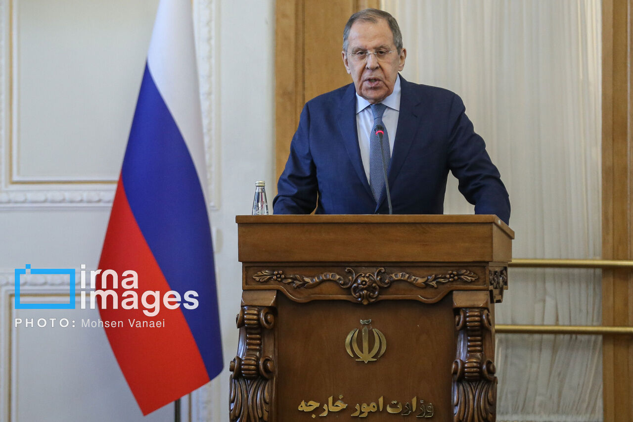 لاوروف: اروپا در پی اختلاف‌افکنی میان آمریکا و روسیه است