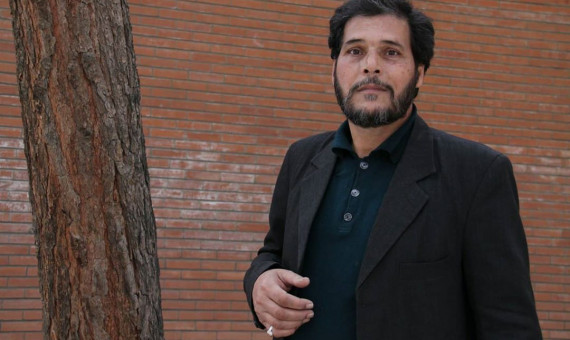 جشنواره تئاتر فجر باید به میان مردم شهرستانها بیاید/ قدردانی از پدر رادیوی کرمان +فیلم