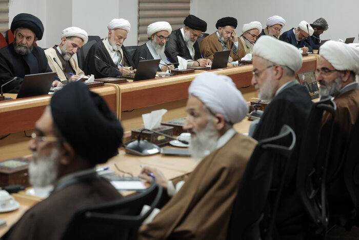 لزوم پاسخگویی نهادهای فرهنگی، امنیتی و اطلاعاتی در حوادث اخیر/ باید خود را مقصر بدانیم