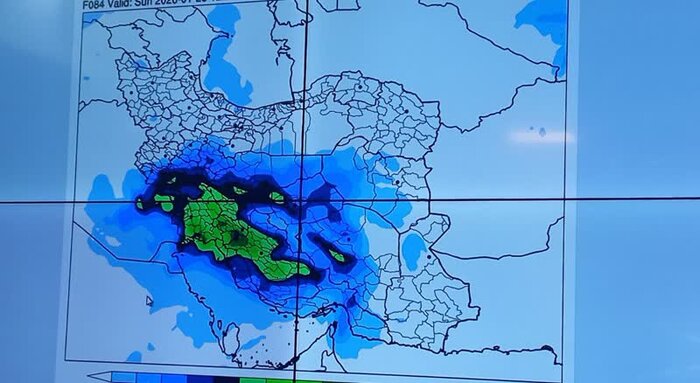 فقر بارش در یزد، شاید تاوان دوری از دریا + فیلم