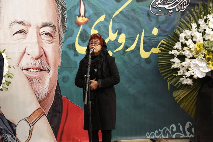 بدرقه رضا رویگری به خانه ابدی/هنرمندی که قلبش برای مردم می‌تپید