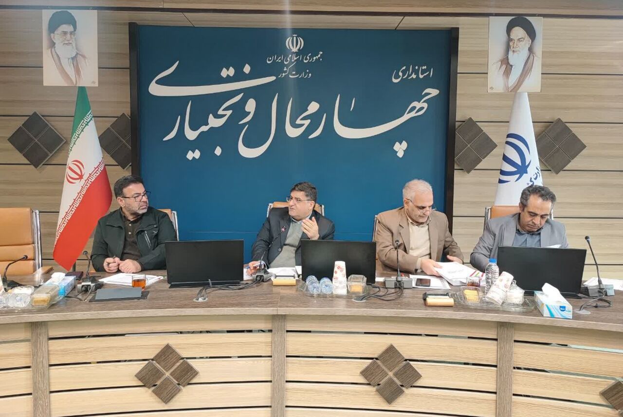 استاندار: ستاد تسهیل چهارمحال و بختیاری گره‌های واقعی تولید را رفع کند