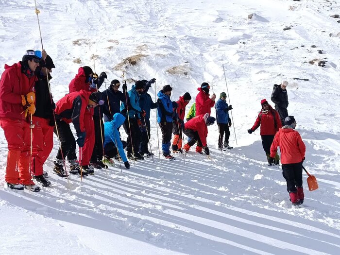 آغاز عملیات جستجوی مفقودان در ارتفاعات دره «حیدره» و «کلاغ لانه» همدان