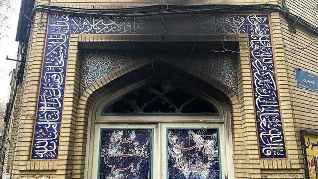 خیران فارس، پروانه شعلههایی که به جان مساجد افتاد